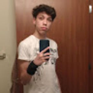 Meet your Posher, João